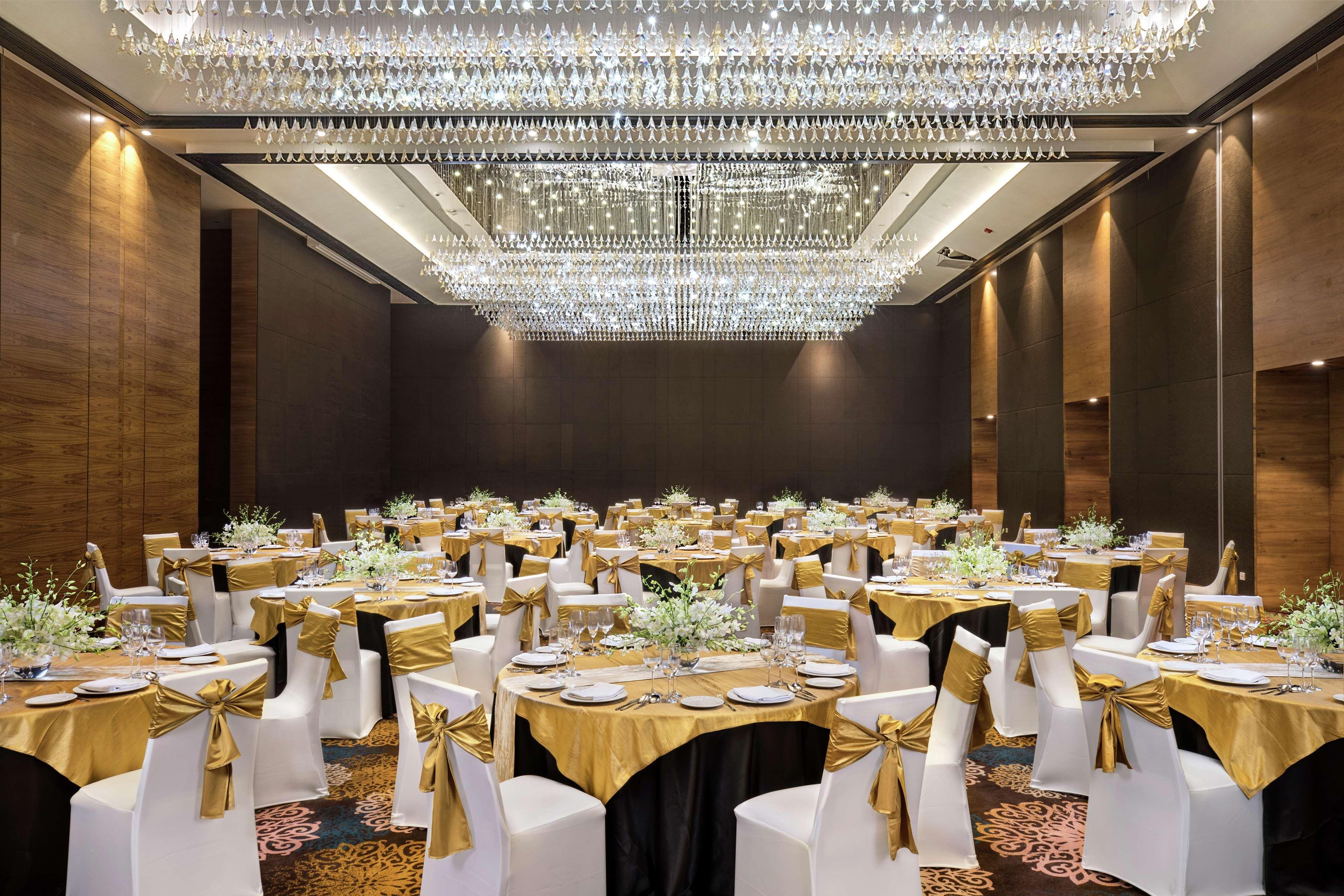 Doubletree By Hilton Goa - Panaji Ξενοδοχείο Εξωτερικό φωτογραφία