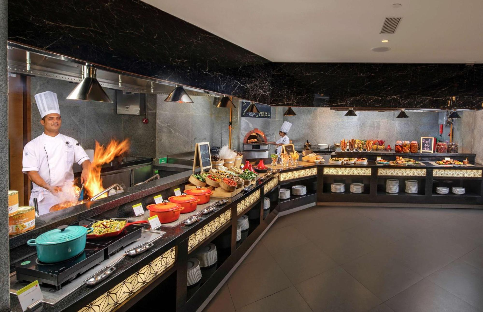 Doubletree By Hilton Goa - Panaji Ξενοδοχείο Εξωτερικό φωτογραφία