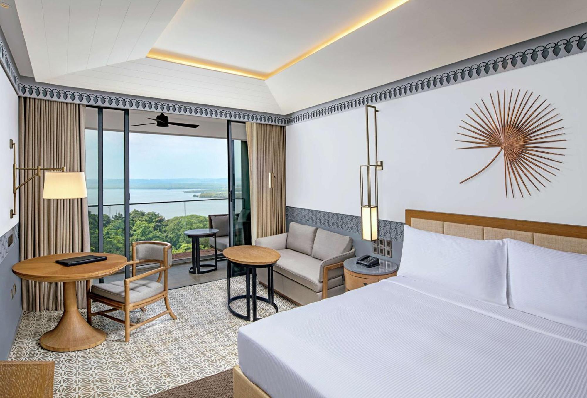Doubletree By Hilton Goa - Panaji Ξενοδοχείο Εξωτερικό φωτογραφία