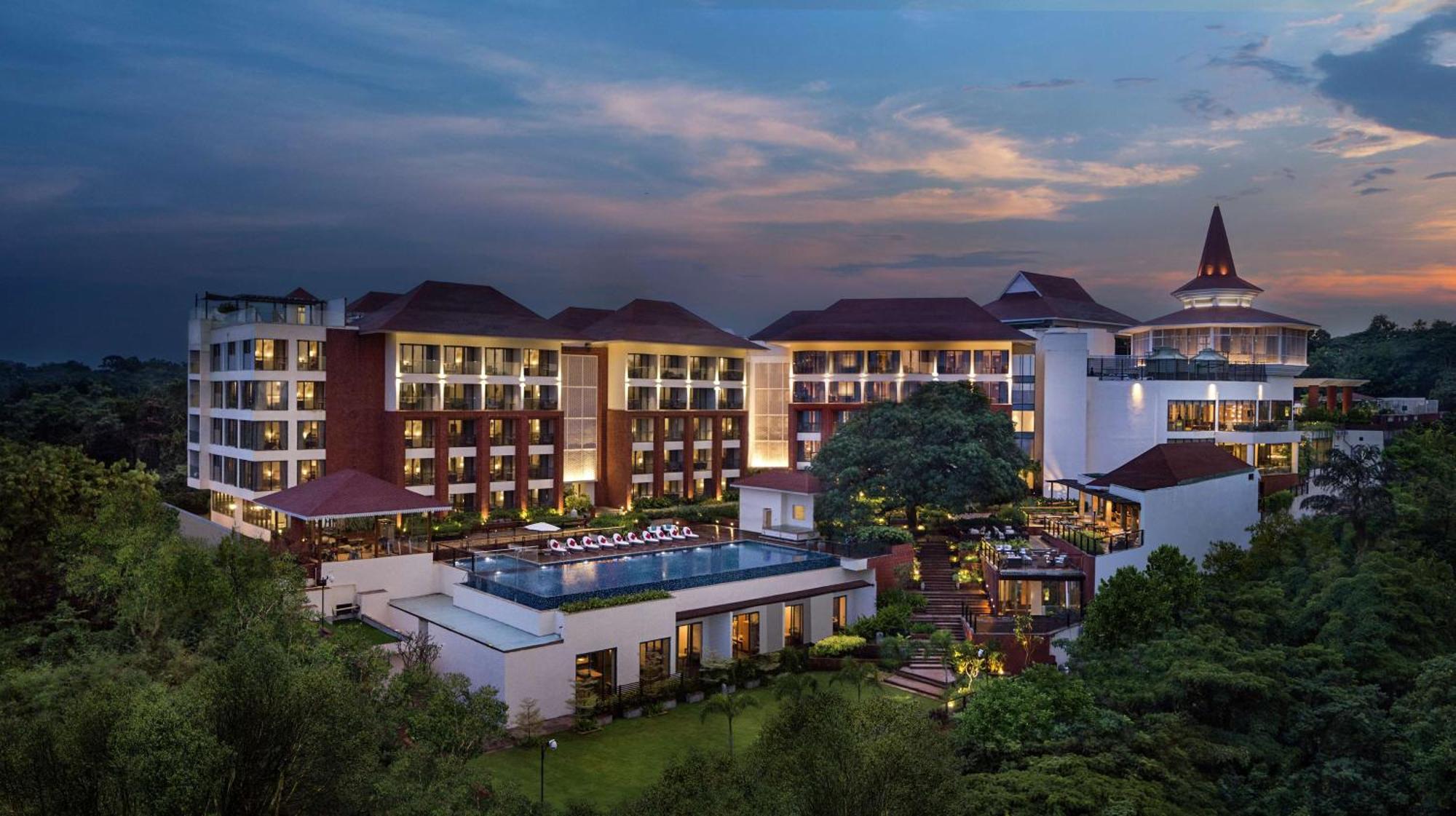 Doubletree By Hilton Goa - Panaji Ξενοδοχείο Εξωτερικό φωτογραφία
